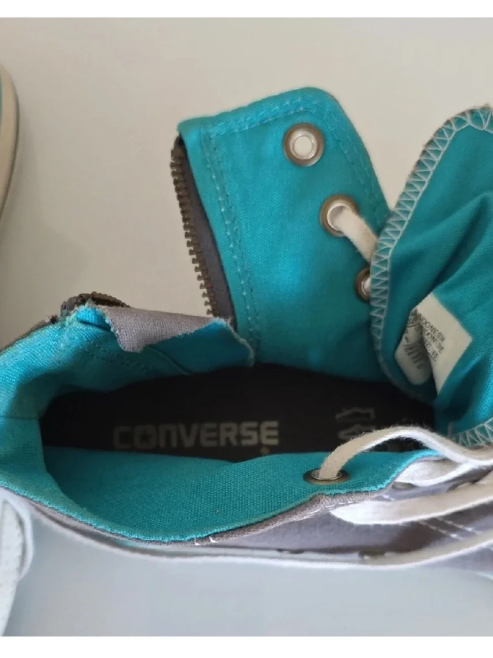 Converse Kids Gray High-Top Sneakers with Teal Accents